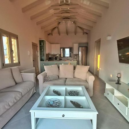 Ferienwohnung Gythio Mare Apt Mavrovoúnion Exterior foto