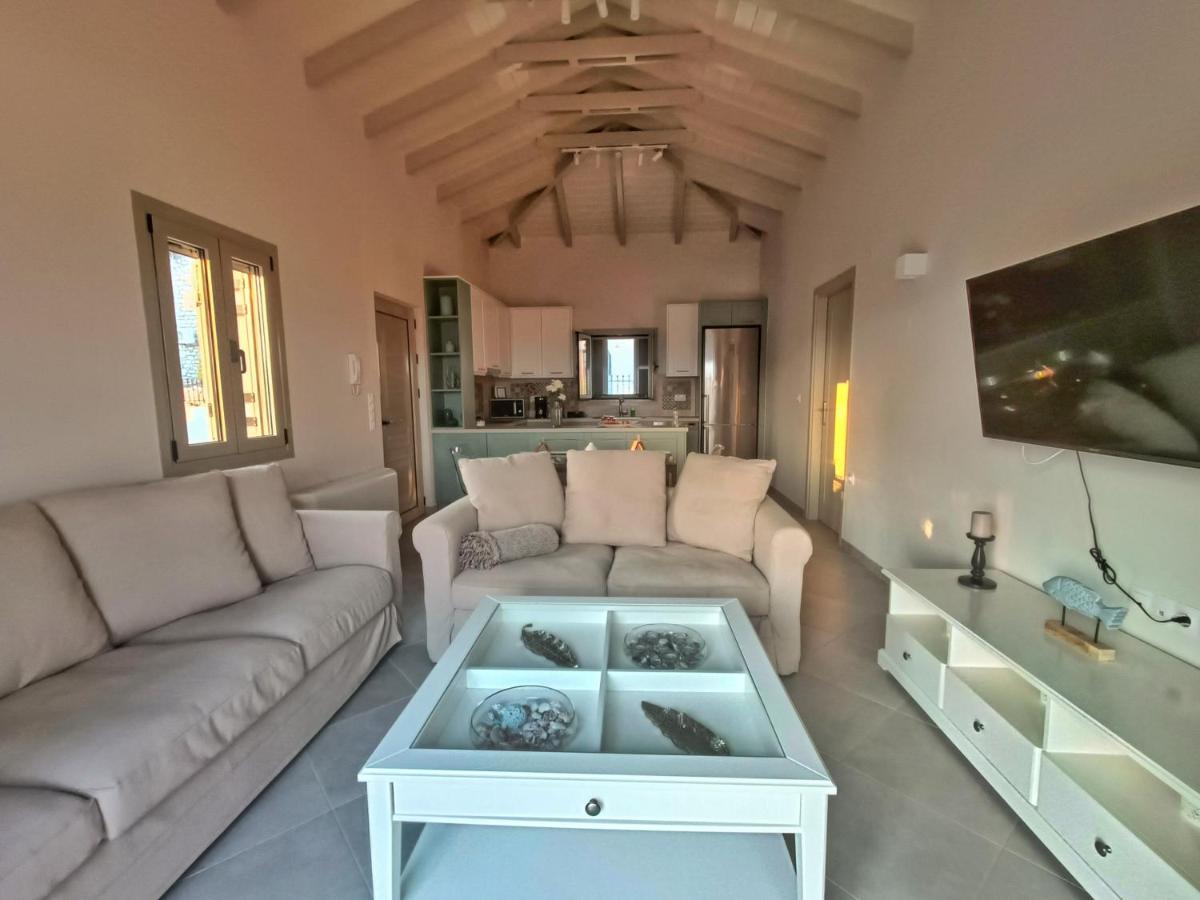 Ferienwohnung Gythio Mare Apt Mavrovoúnion Exterior foto