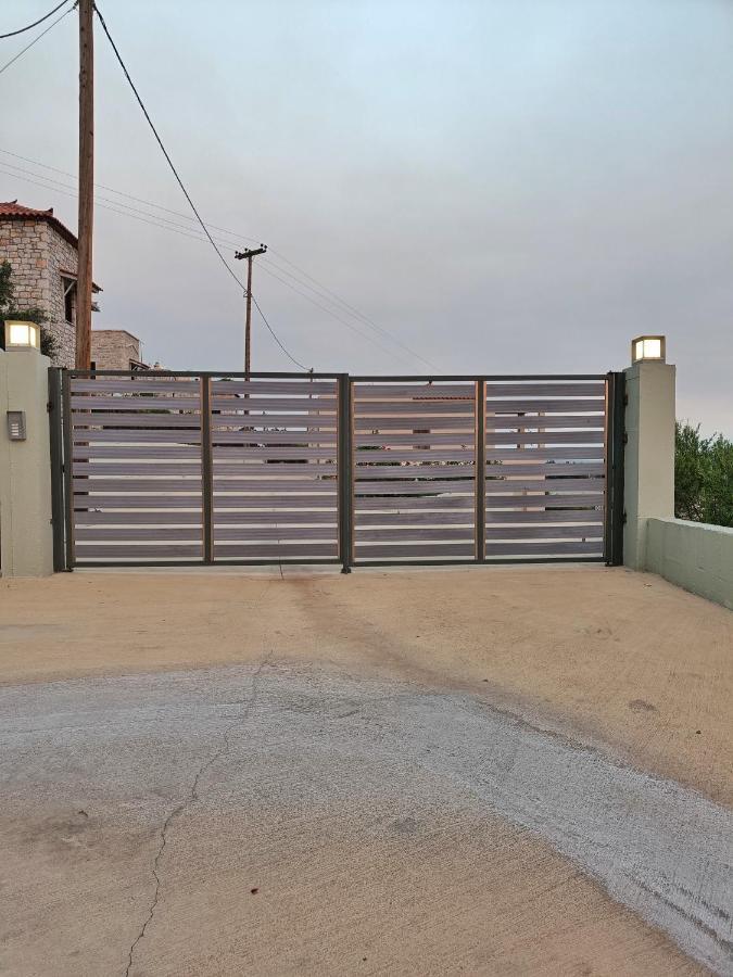 Ferienwohnung Gythio Mare Apt Mavrovoúnion Exterior foto